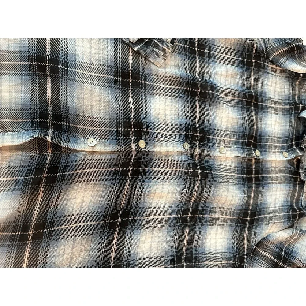 About‎ A Girl Plaid Lynn Plaid Flannel Shirt Medium Buttons